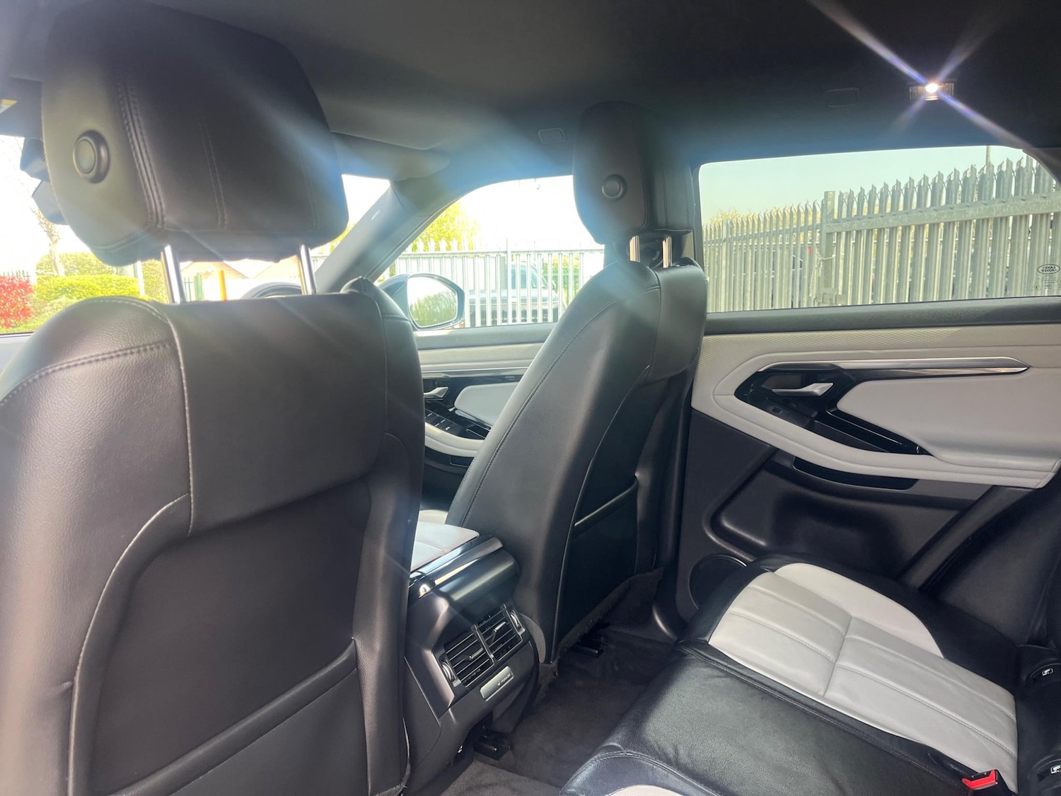 Used Land Rover Range Rover Evoque 2019 for sale - 76690930: Photo 34
