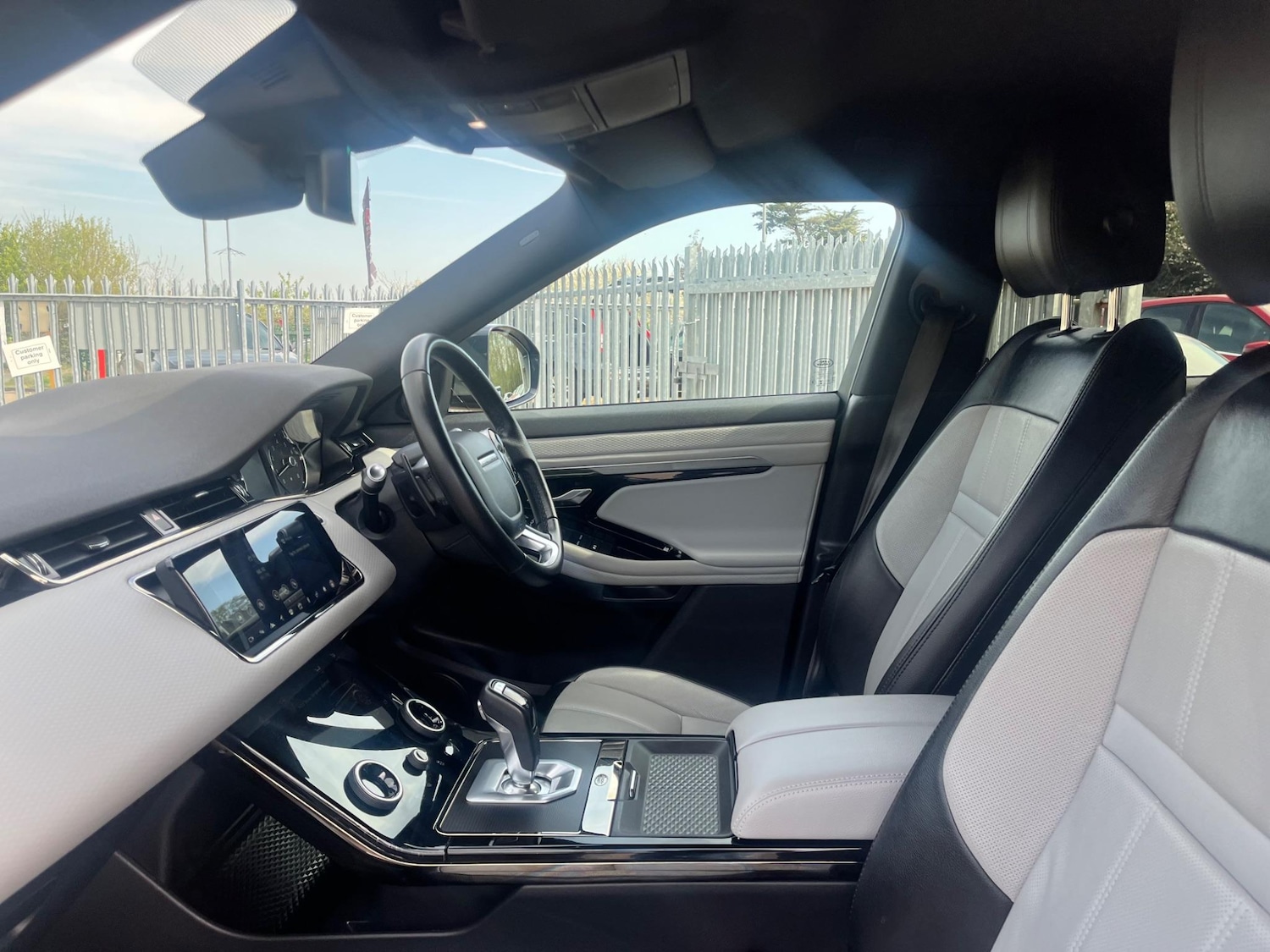 Used Land Rover Range Rover Evoque 2019 for sale - 76690930: Photo 59