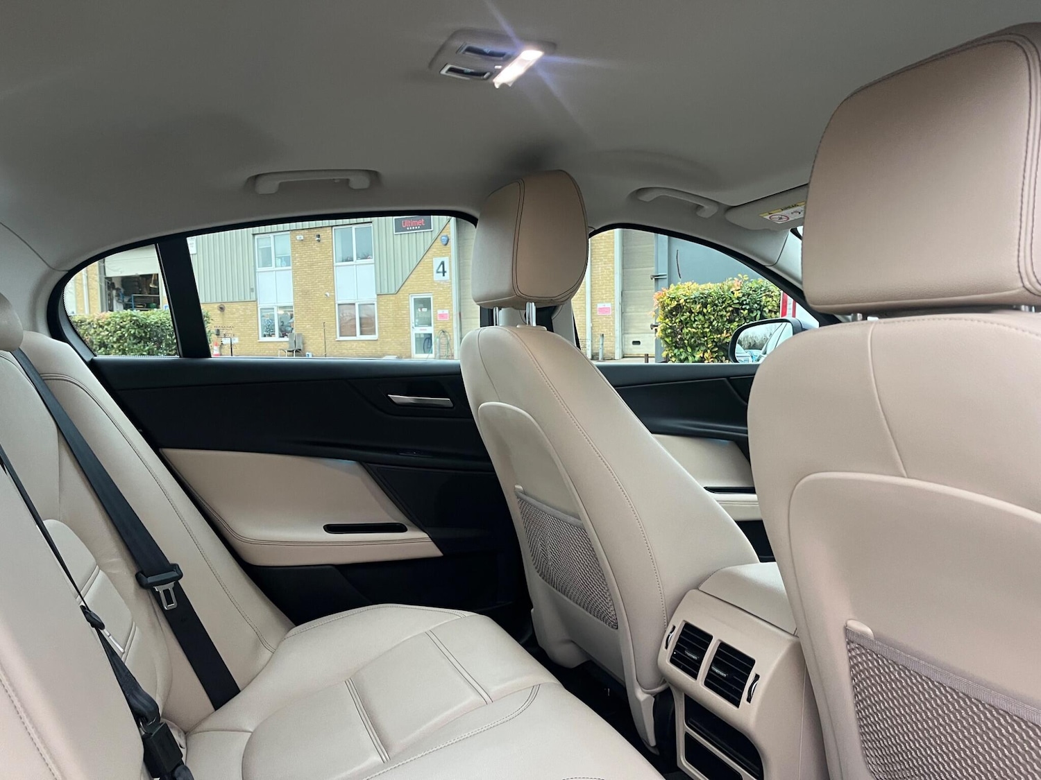 Used Jaguar XE 2016 for sale - 77043112: Photo 30