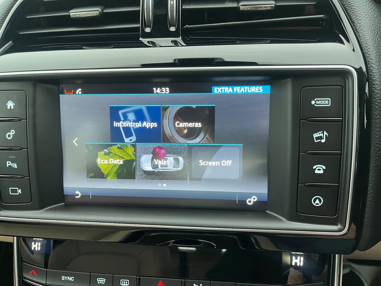 Used Jaguar XE 2016 for sale - 77043112: Photo 38