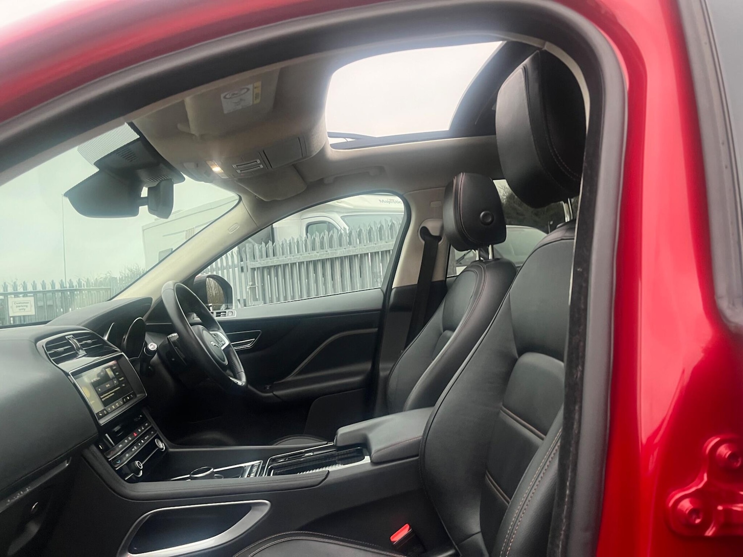 Used Jaguar F-Pace 2019 for sale - 77043113: Photo 43