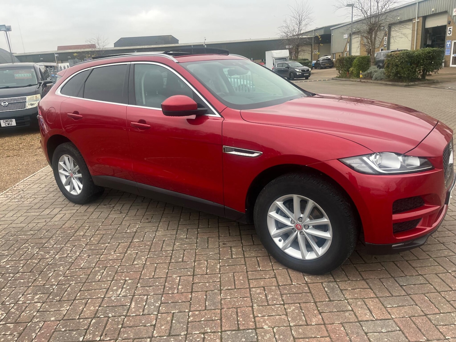 Used Jaguar F-Pace 2019 for sale - 77043113: Photo 5