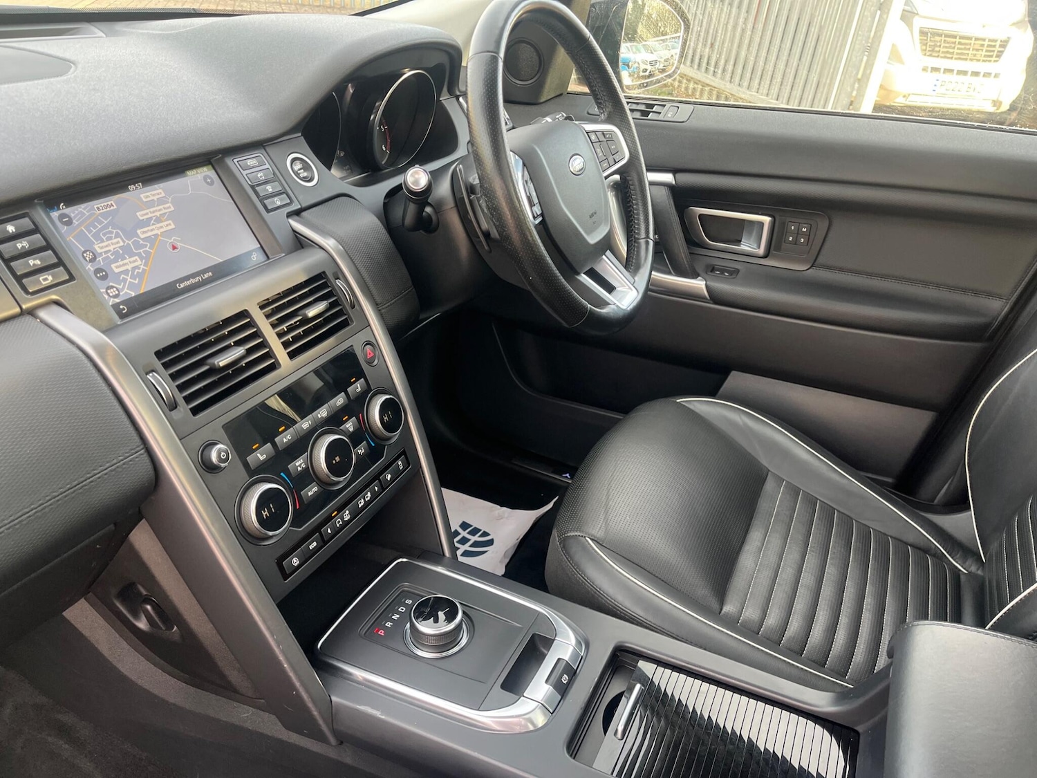 Used Land Rover Discovery Sport 2019 for sale - 76978006: Photo 23