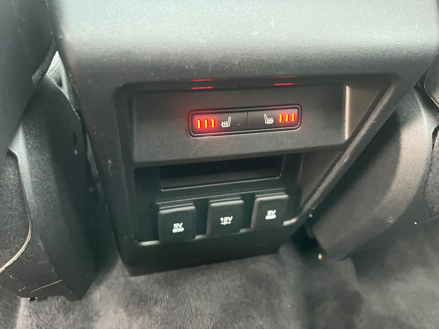 Used Land Rover Discovery Sport 2019 for sale - 76978006: Photo 32