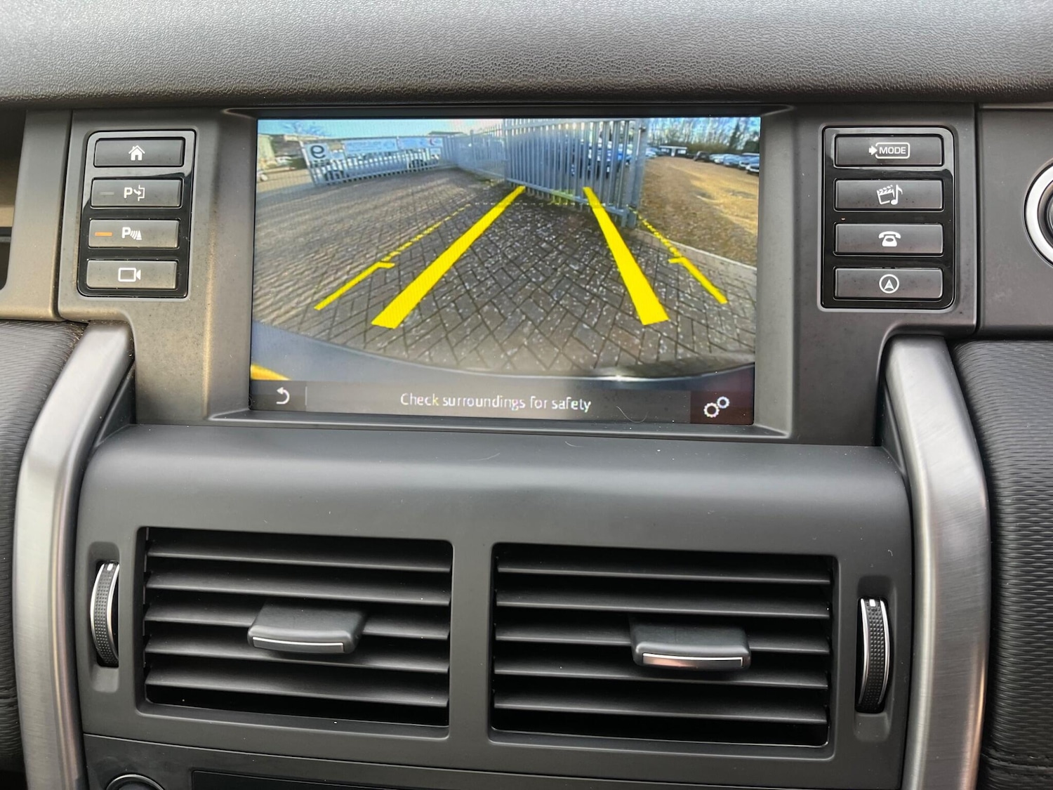 Used Land Rover Discovery Sport 2019 for sale - 76978006: Photo 42