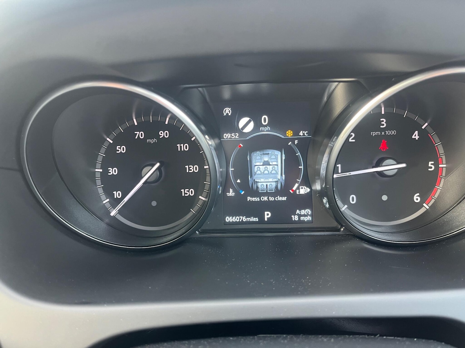 Used Land Rover Discovery Sport 2019 for sale - 76978006: Photo 45