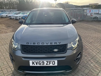 Used Land Rover Discovery Sport 2019 for sale - 76978006: Photo