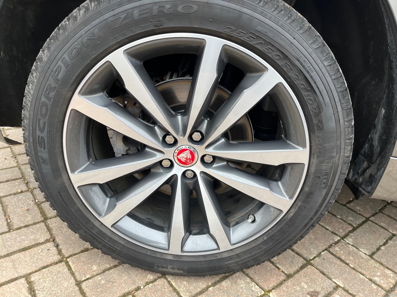 Used Jaguar F-Pace 2020 for sale - 78014845: Photo 8