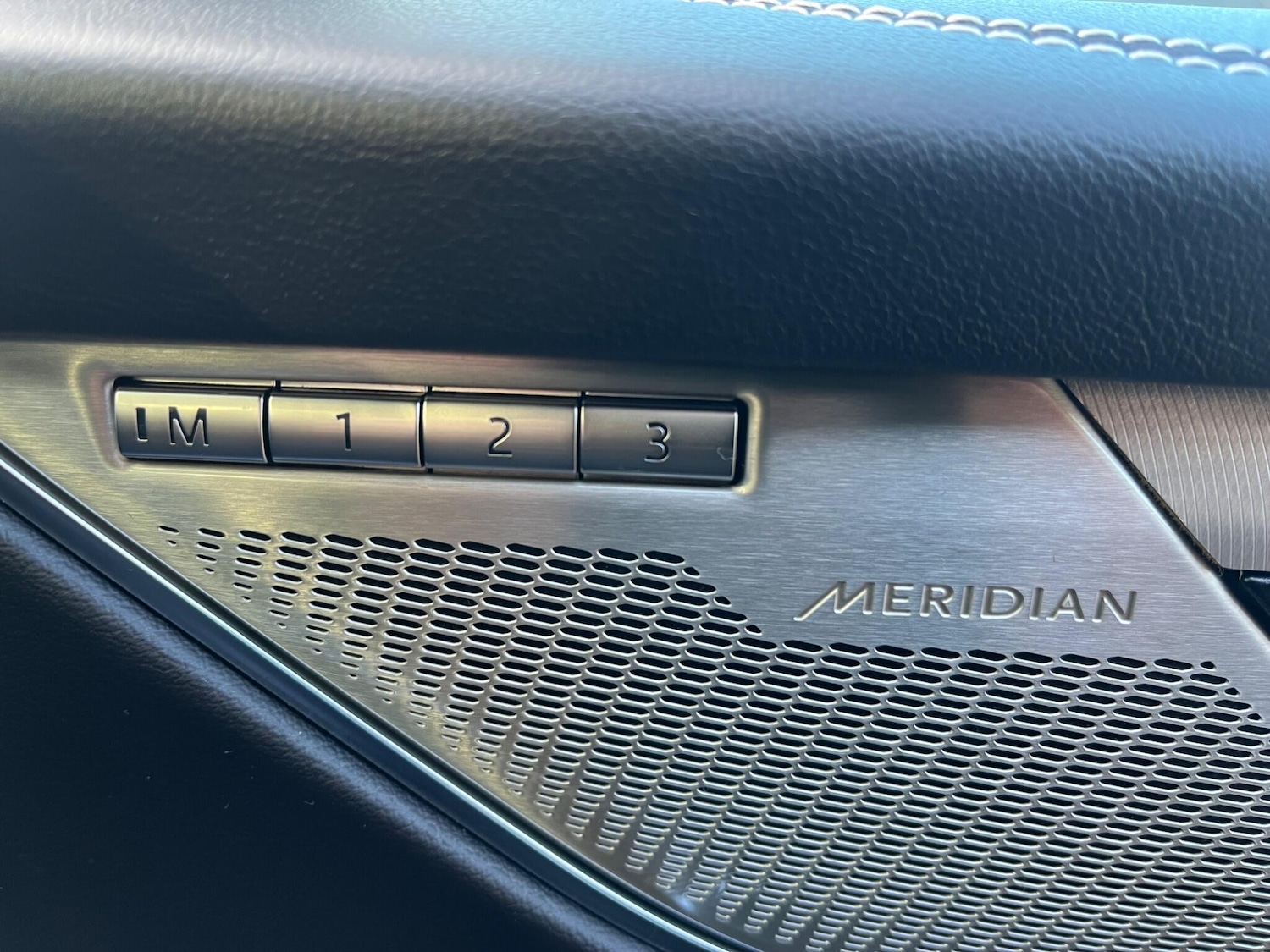 Used Jaguar F-Pace 2023 for sale - 77069402: Photo 32