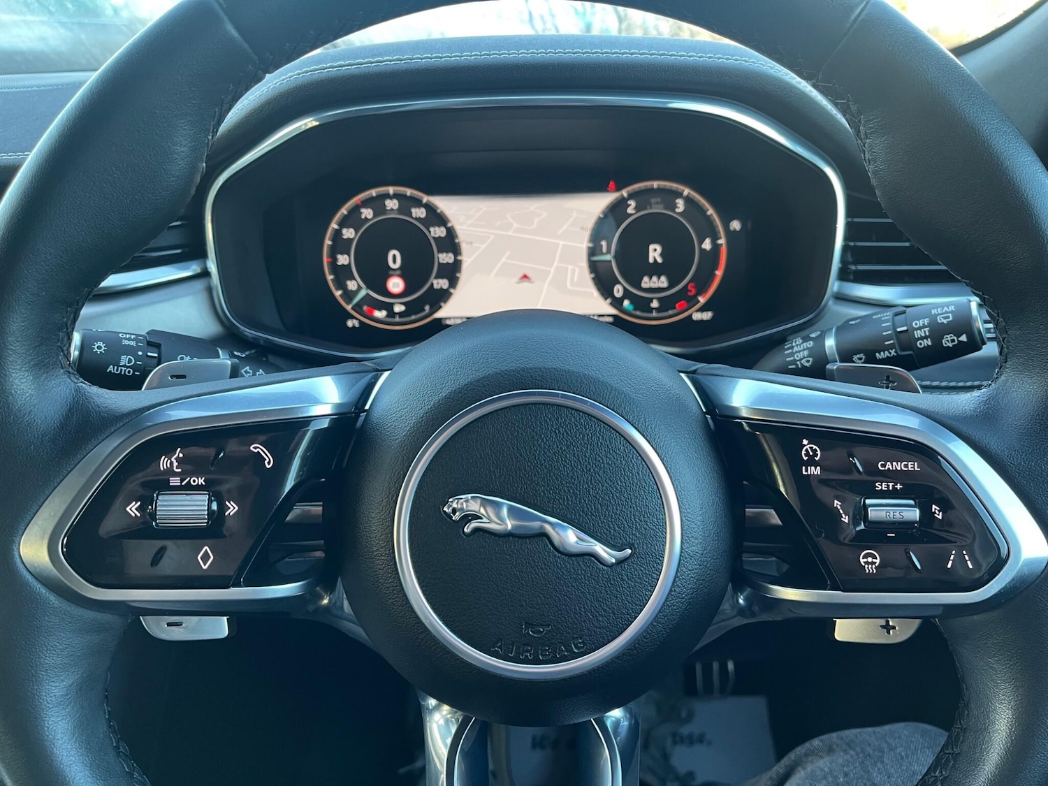 Used Jaguar F-Pace 2023 for sale - 77069402: Photo 41