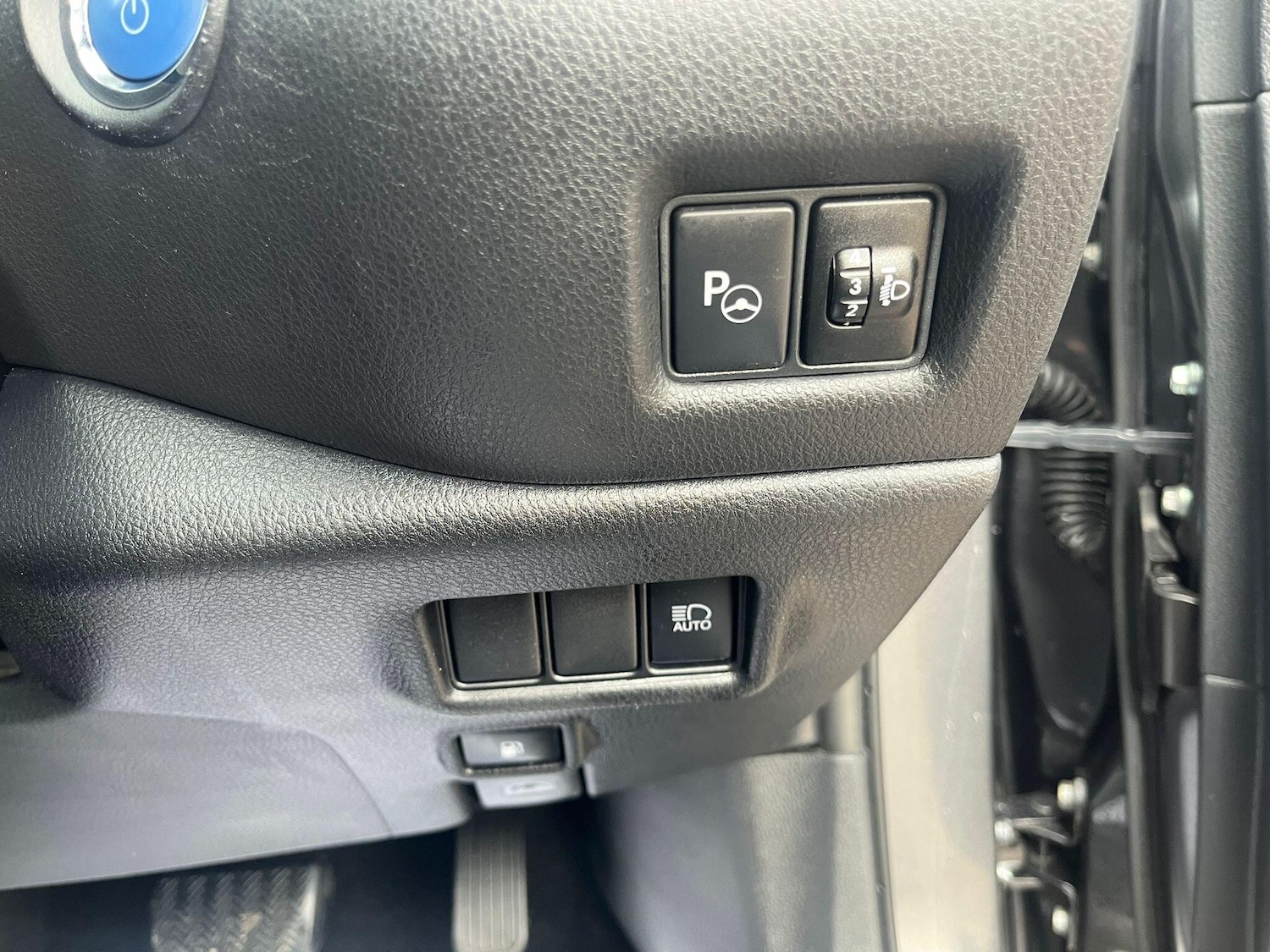 Used Toyota C-HR 2018 for sale - 77931816: Photo 22