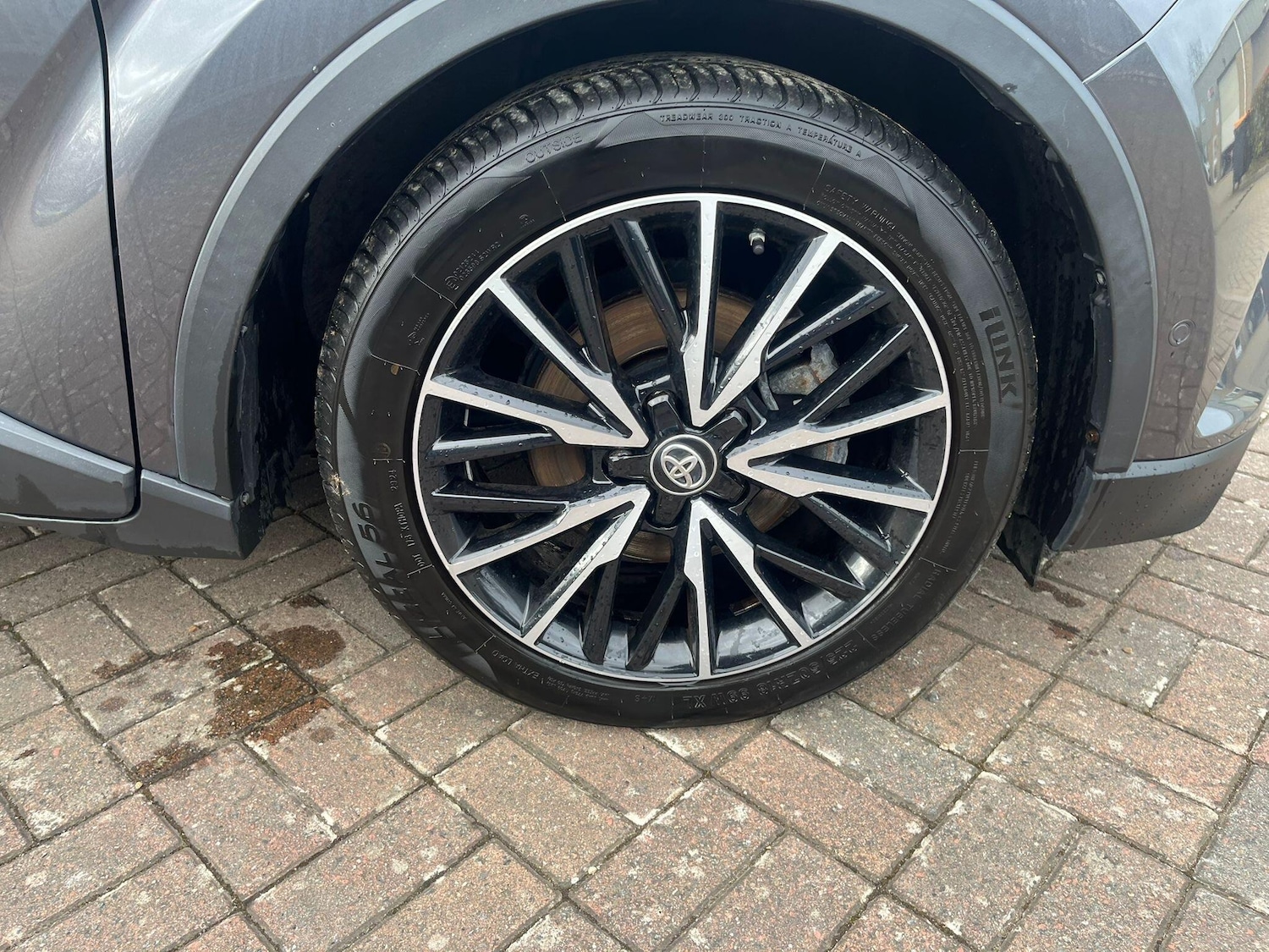 Used Toyota C-HR 2018 for sale - 77931816: Photo 4