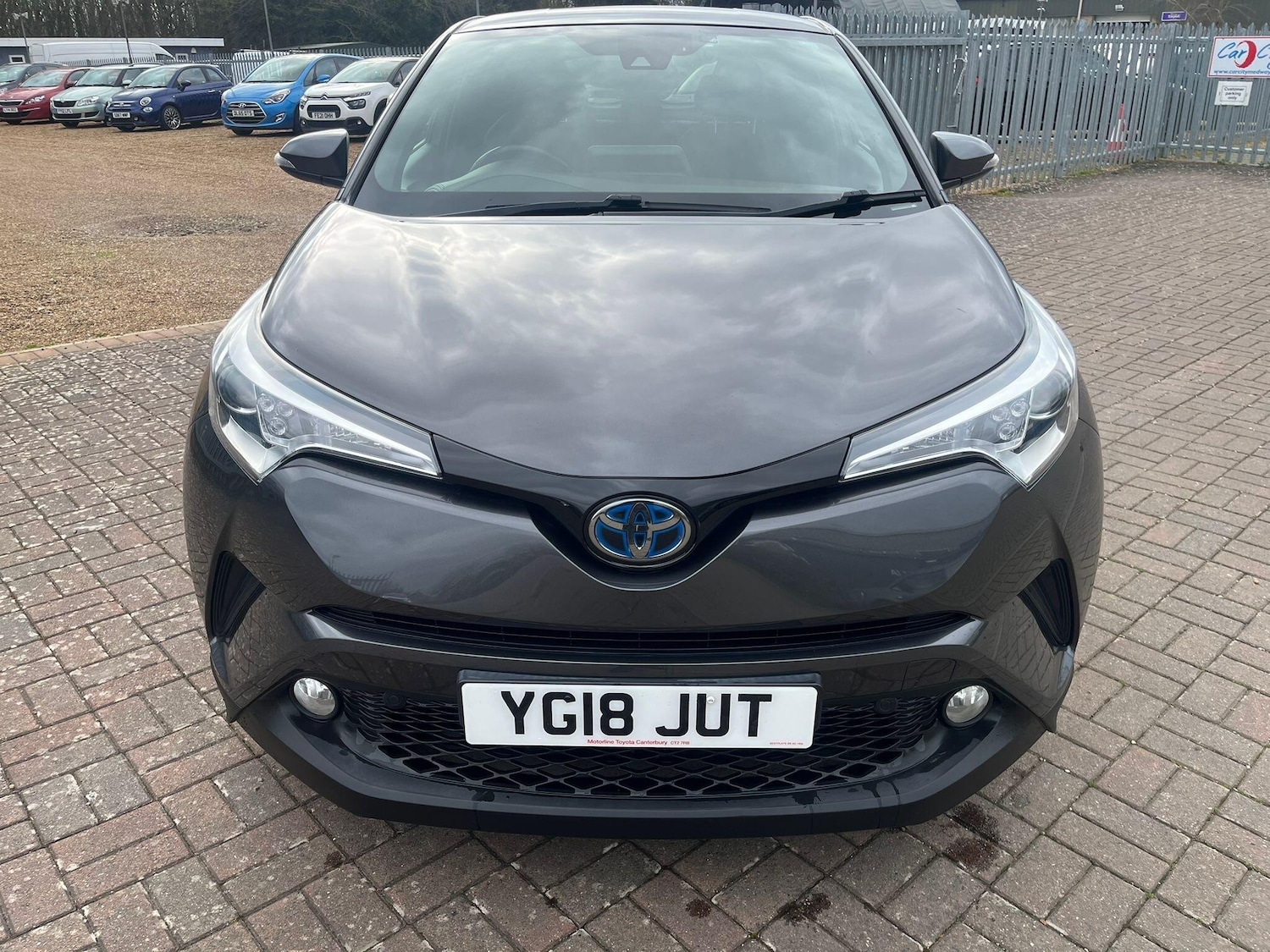 Used Toyota C-HR 2018 for sale - 77931816: Photo 5