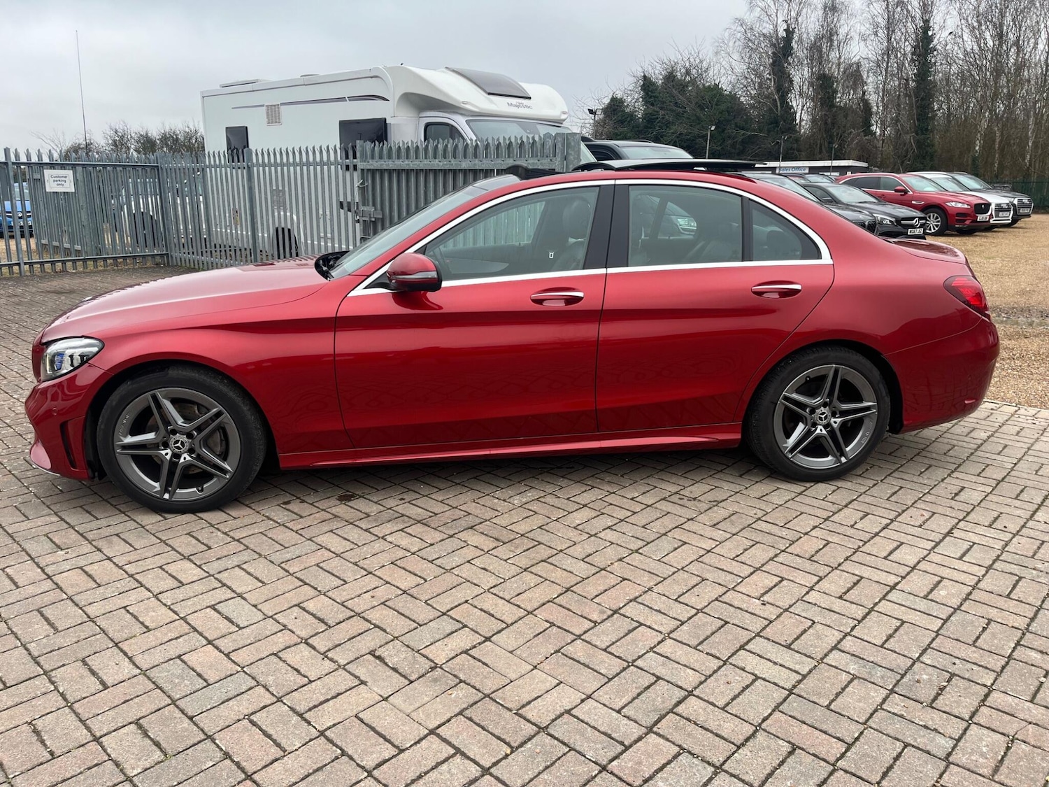 Used Mercedes-Benz C Class 2019 for sale - 78014855: Photo 2