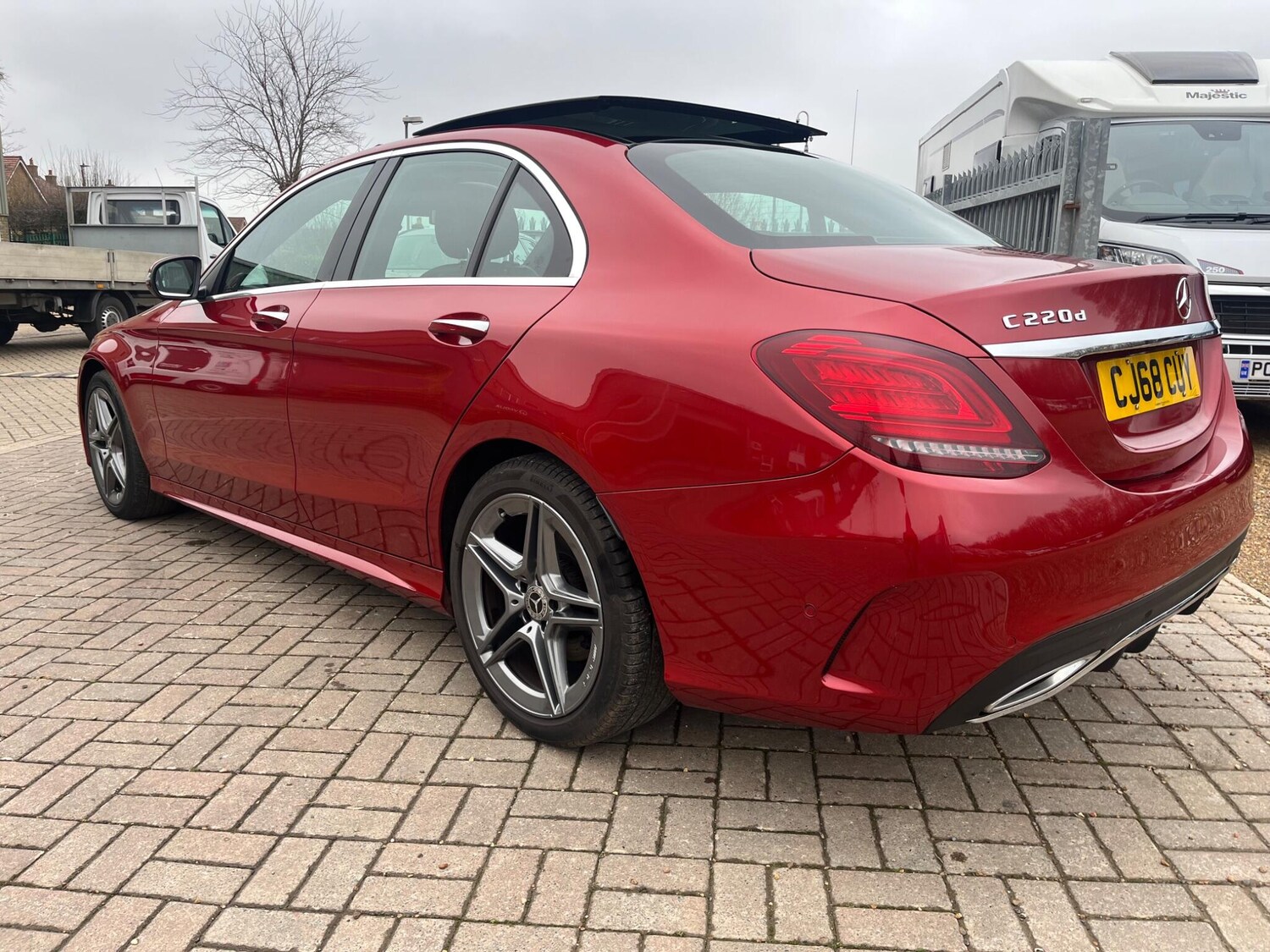Used Mercedes-Benz C Class 2019 for sale - 78014855: Photo 8