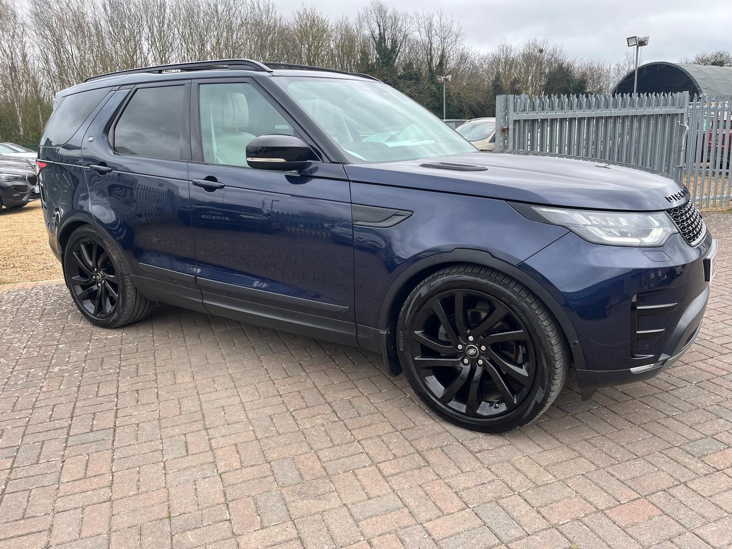 Used Land Rover Discovery 2018 for sale - 78047238: Photo 10