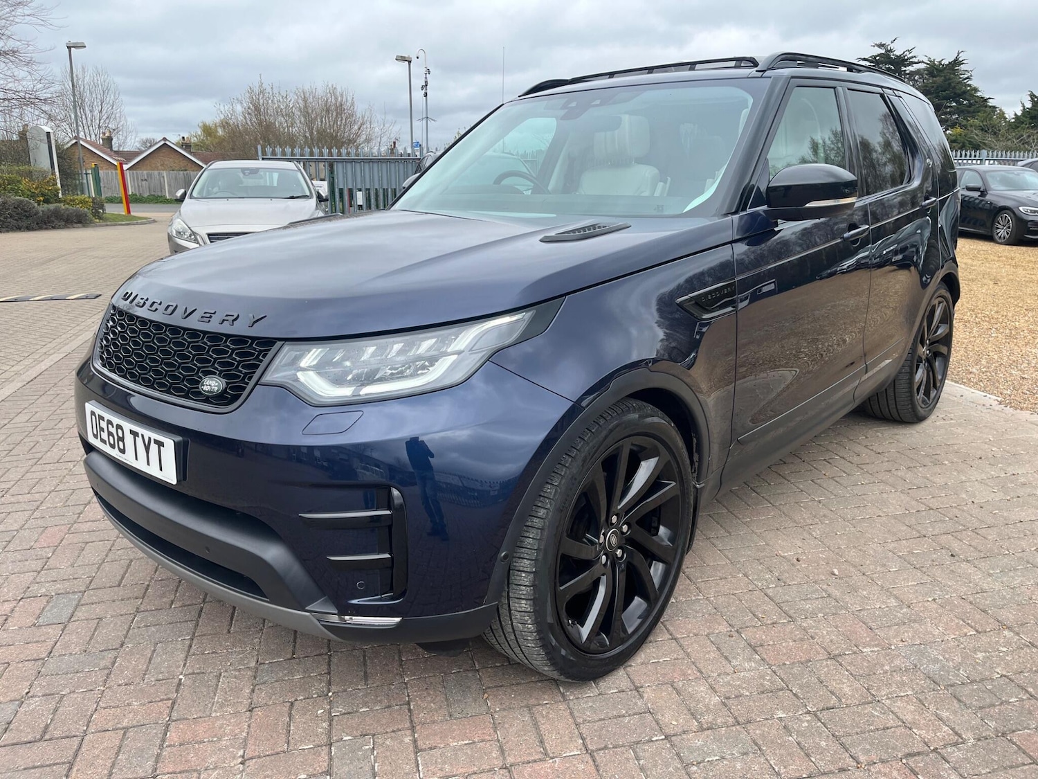 Used Land Rover Discovery 2018 for sale - 78047238: Photo 15