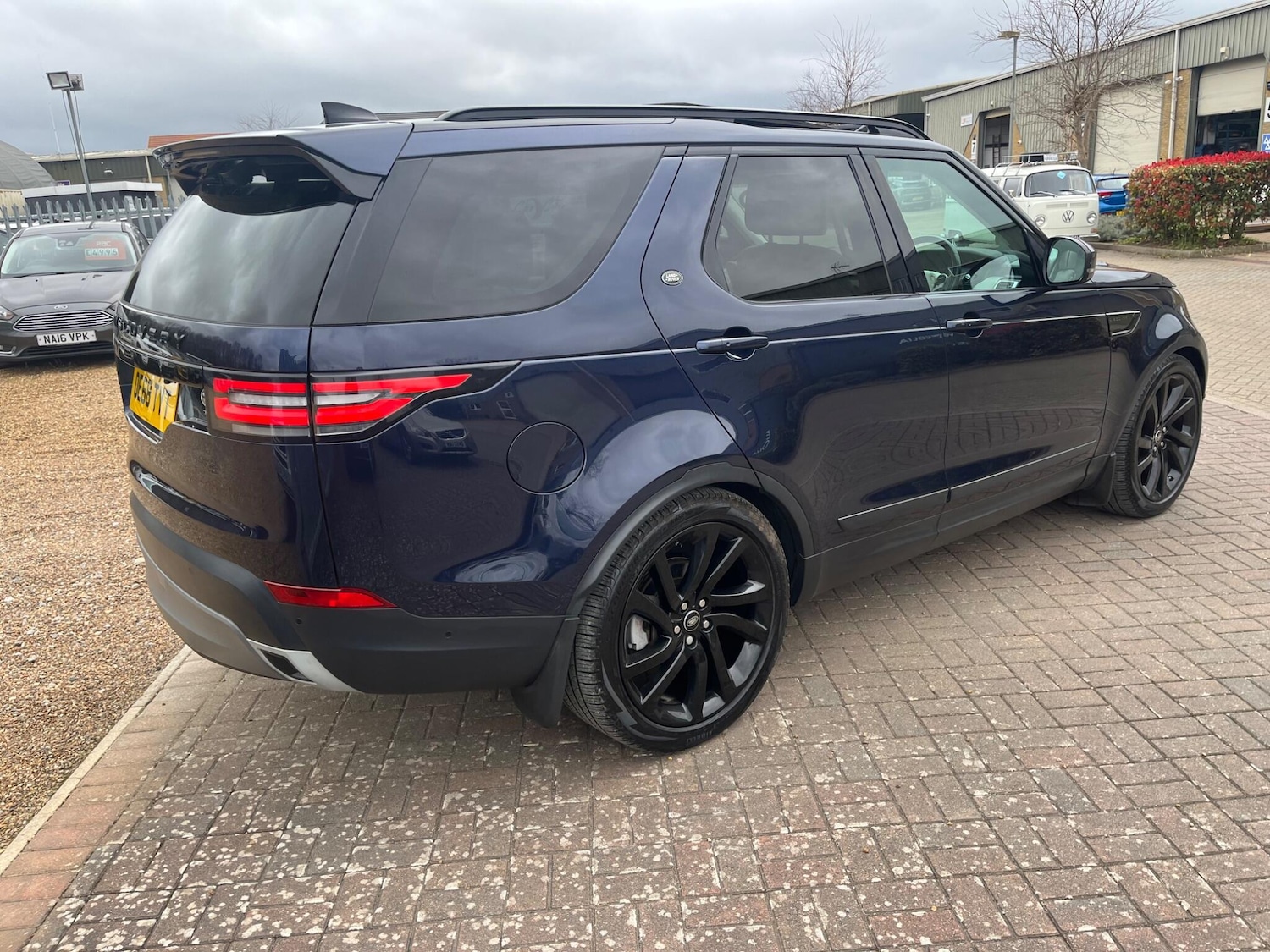 Used Land Rover Discovery 2018 for sale - 78047238: Photo 27