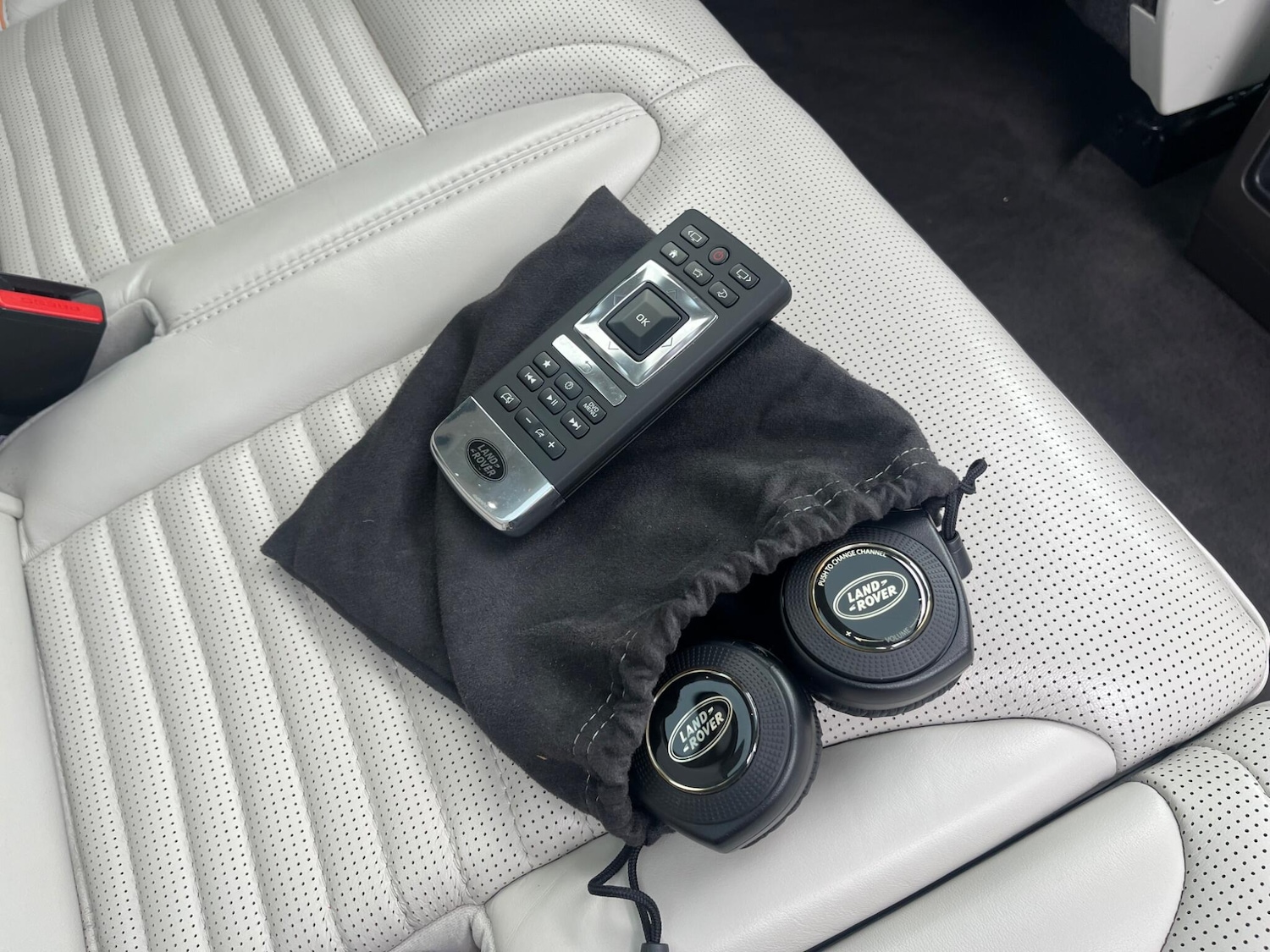 Used Land Rover Discovery 2018 for sale - 78047238: Photo 43