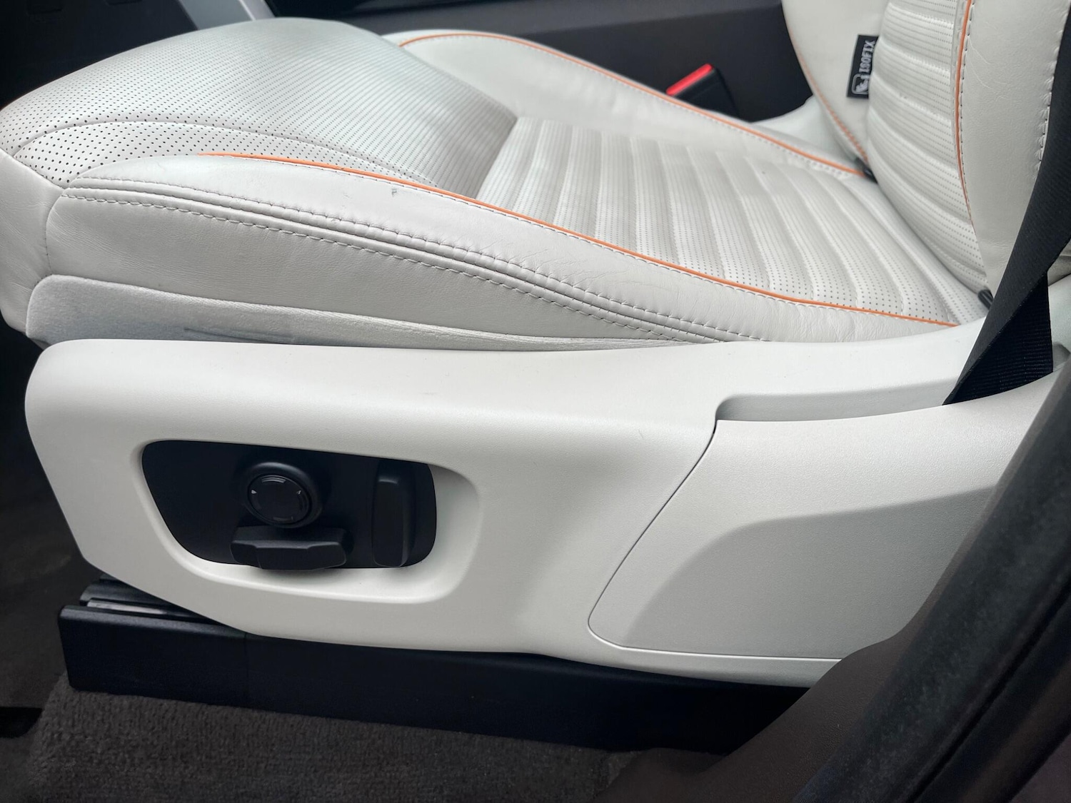 Used Land Rover Discovery 2018 for sale - 78047238: Photo 59