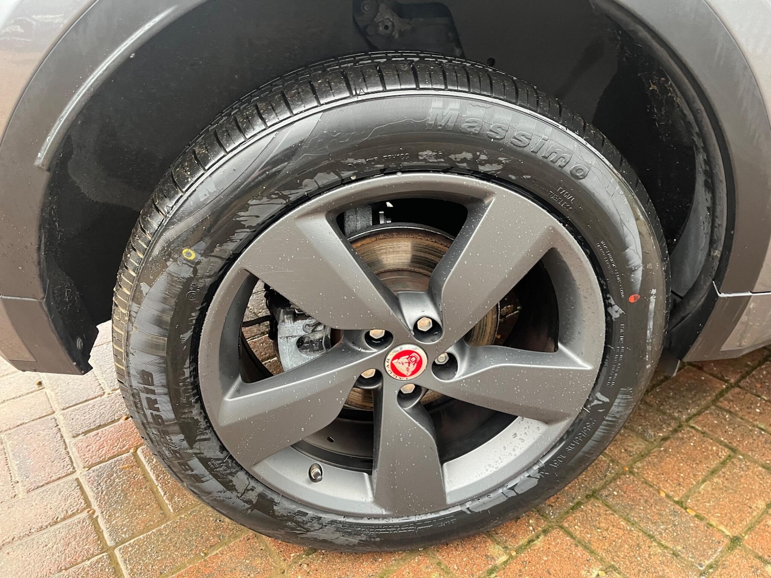 Used Jaguar E-Pace 2019 for sale - 76690939: Photo 18