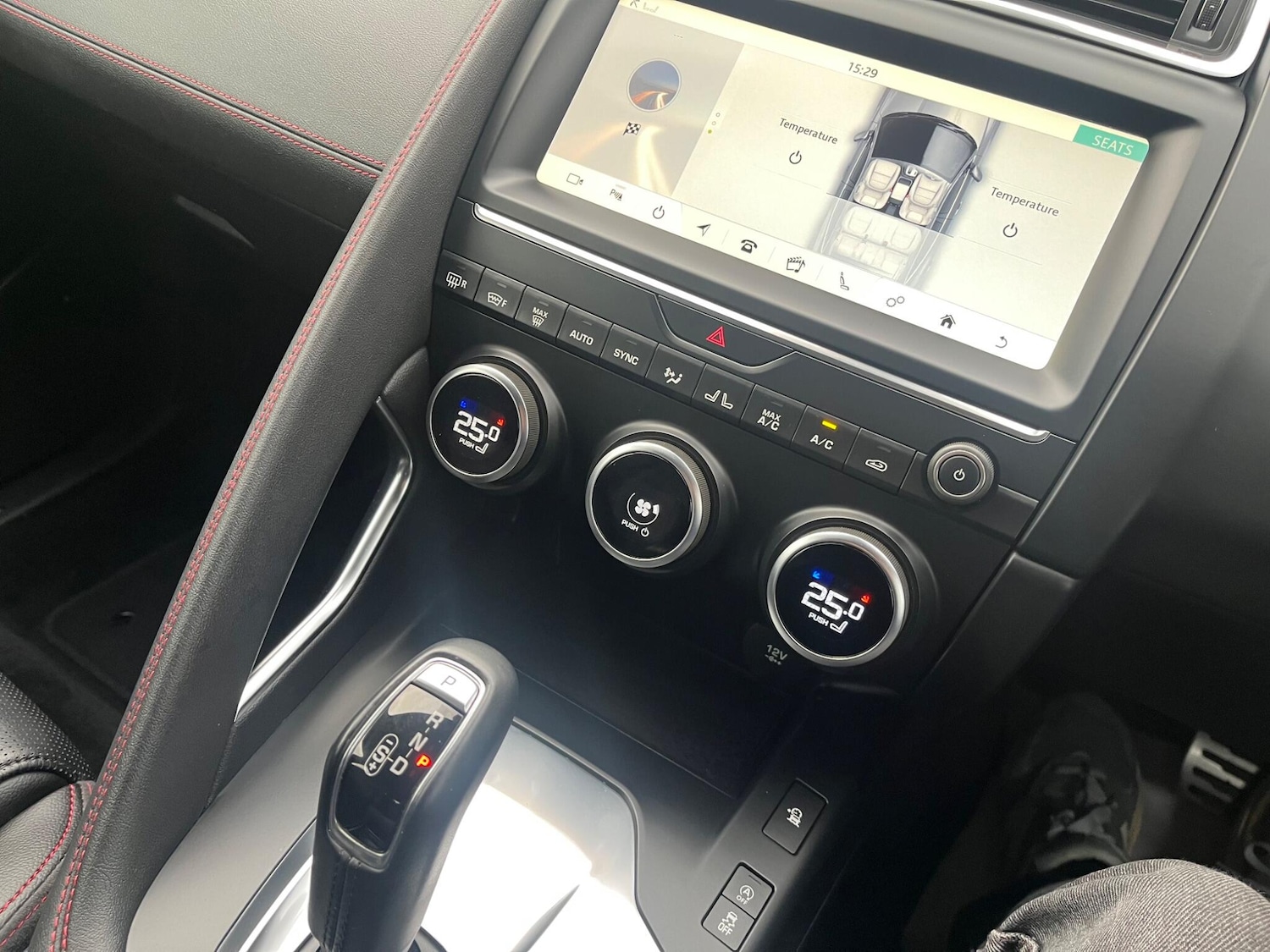 Used Jaguar E-Pace 2019 for sale - 76690939: Photo 40