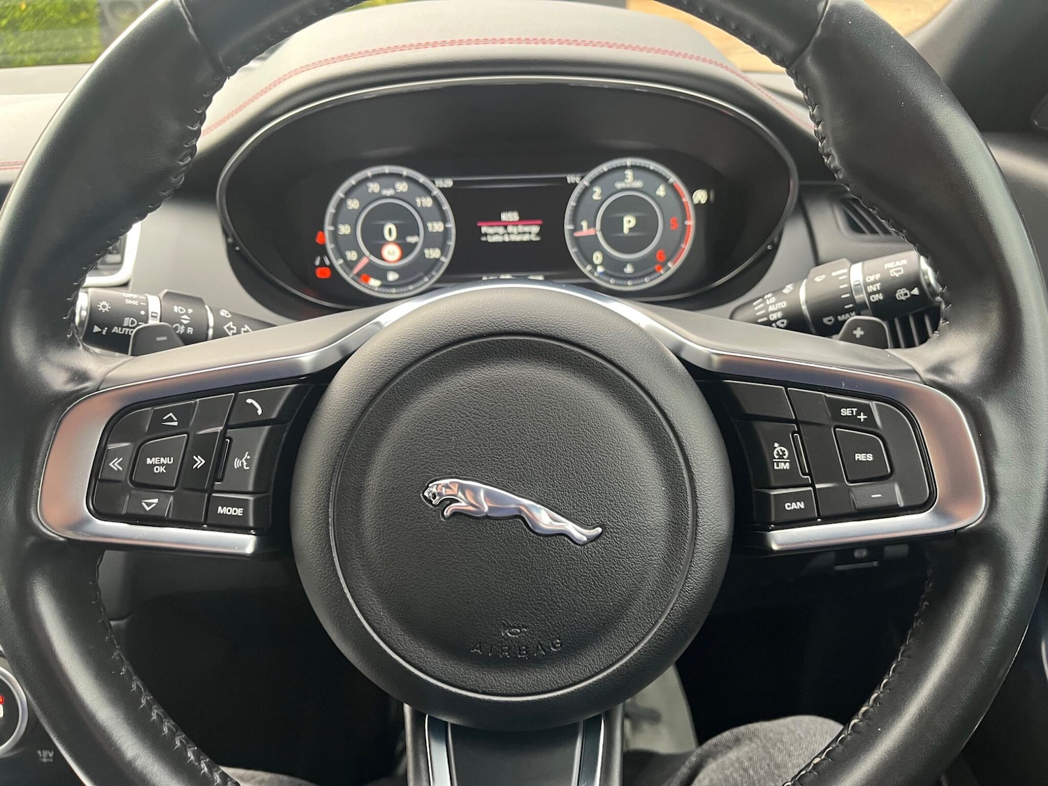 Used Jaguar E-Pace 2019 for sale - 76690939: Photo 45