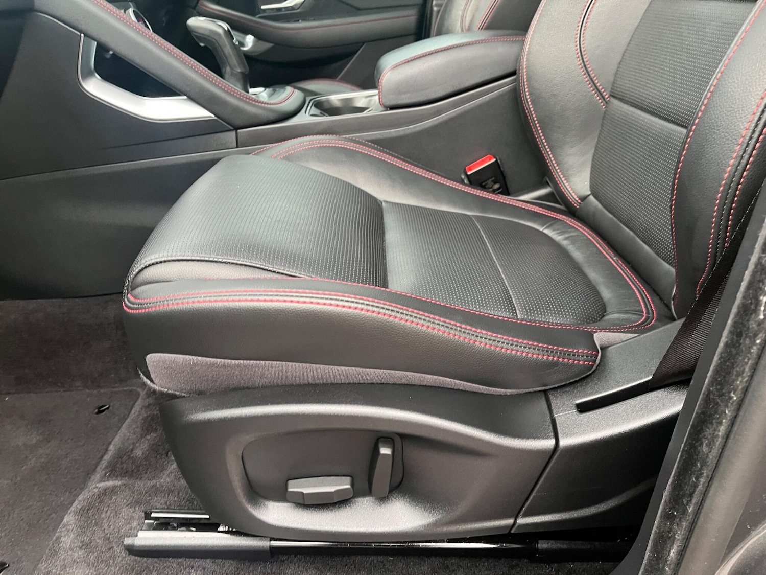 Used Jaguar E-Pace 2019 for sale - 76690939: Photo 48