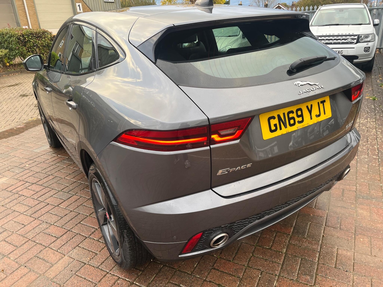 Used Jaguar E-Pace 2019 for sale - 76690939: Photo 8