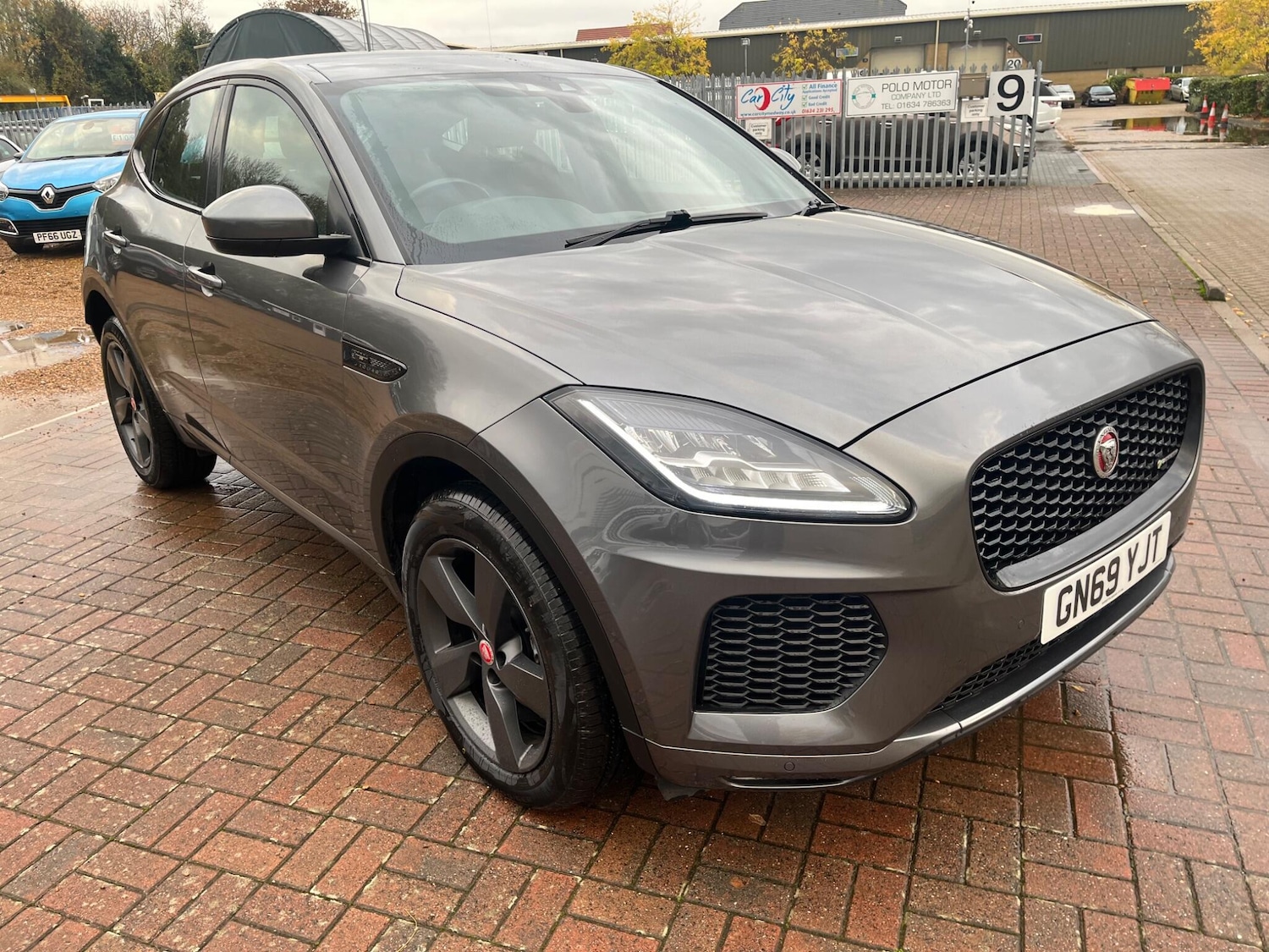 Used Jaguar E-Pace 2019 for sale - 76690939: Photo 9