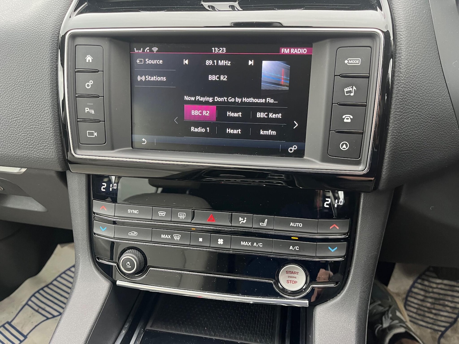 Used Jaguar F-Pace 2017 for sale - 76690931: Photo 39