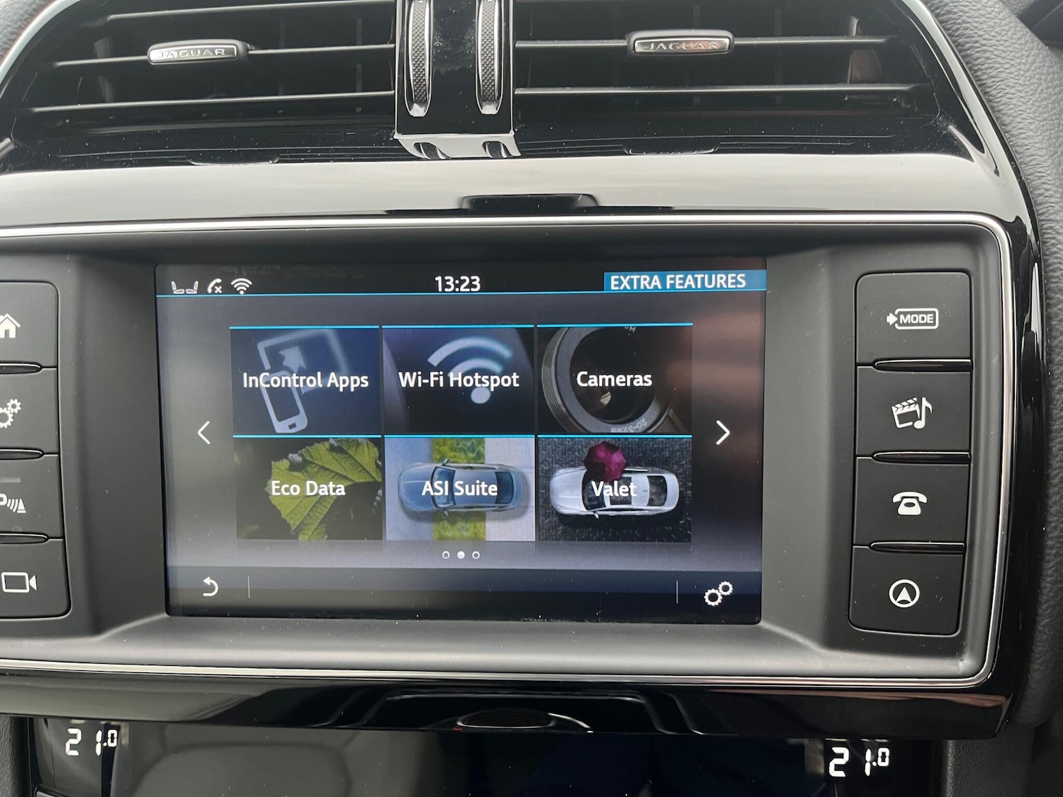 Used Jaguar F-Pace 2017 for sale - 76690931: Photo 41