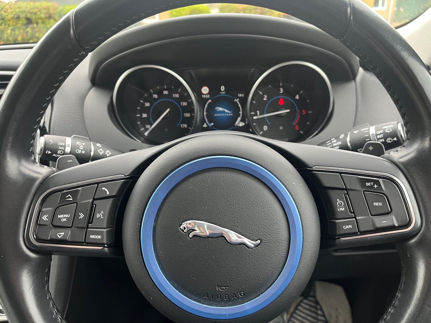 Used Jaguar F-Pace 2017 for sale - 76690931: Photo 52