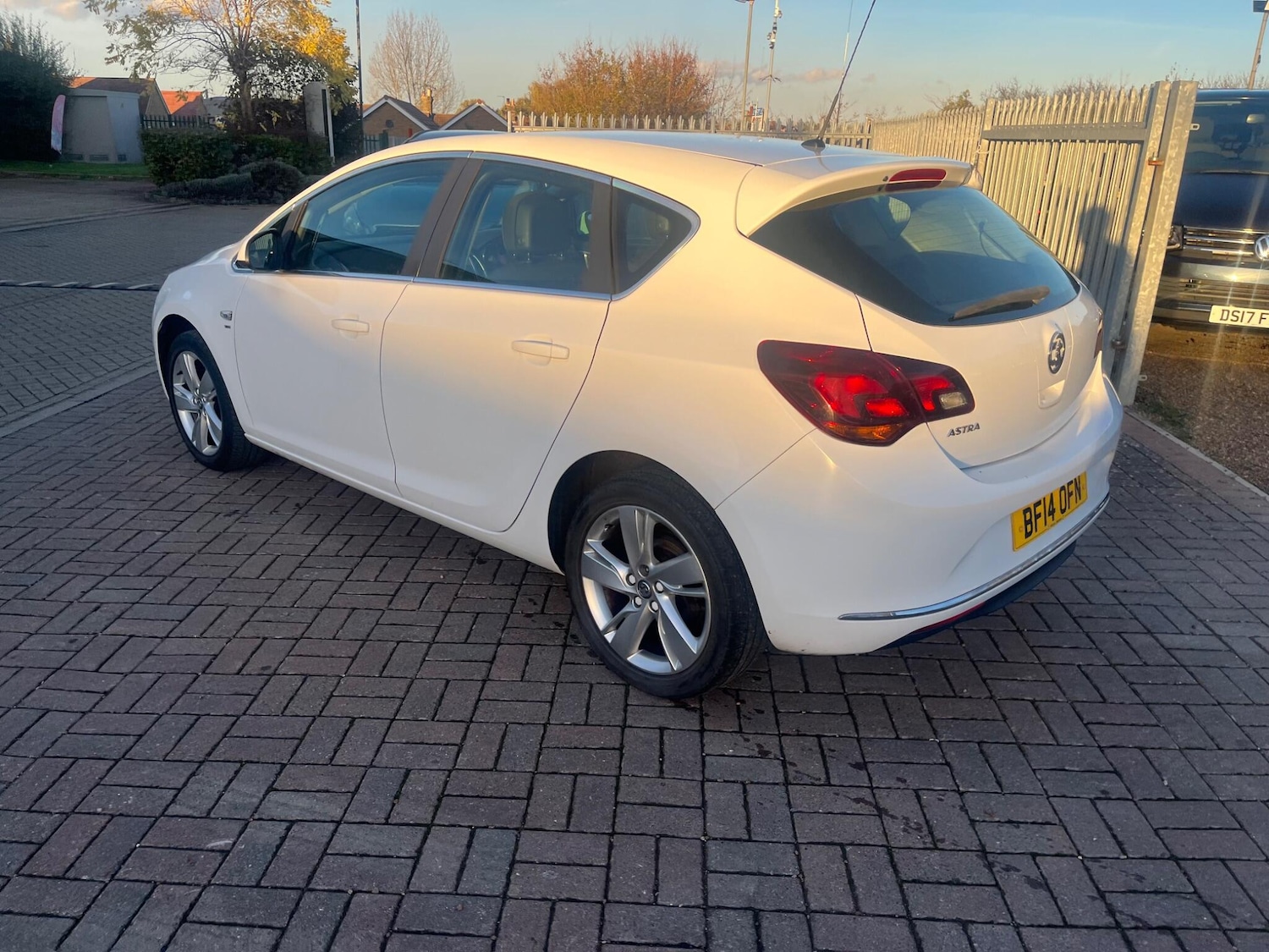 Used Vauxhall Astra 2014 for sale - 76711932: Photo 11