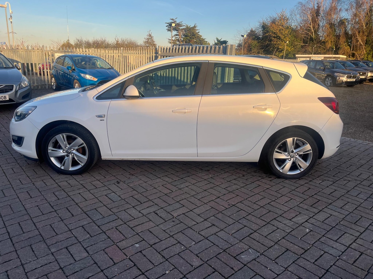 Used Vauxhall Astra 2014 for sale - 76711932: Photo 12