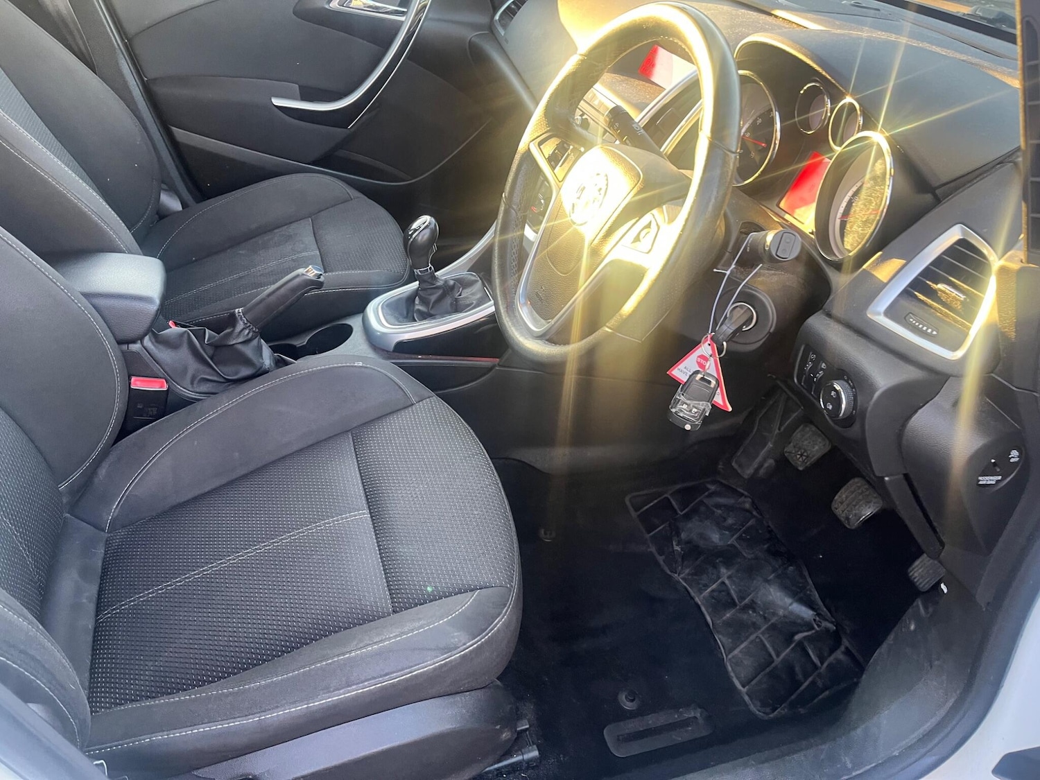 Used Vauxhall Astra 2014 for sale - 76711932: Photo 21