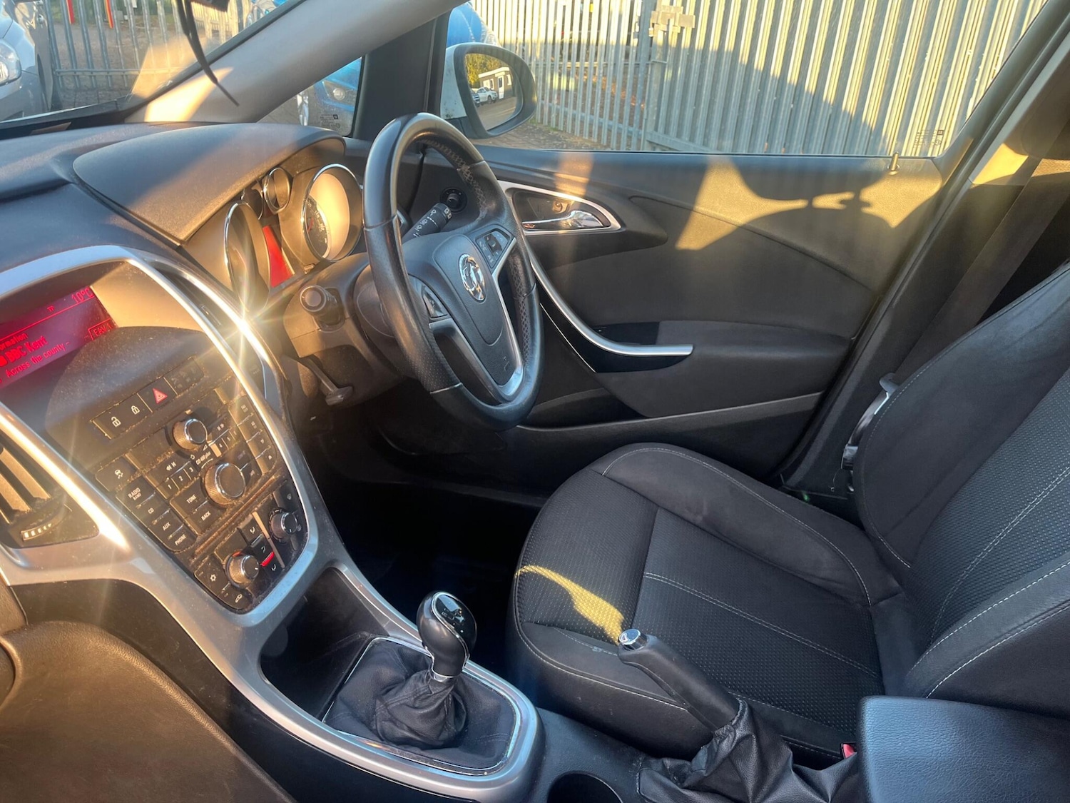 Used Vauxhall Astra 2014 for sale - 76711932: Photo 36