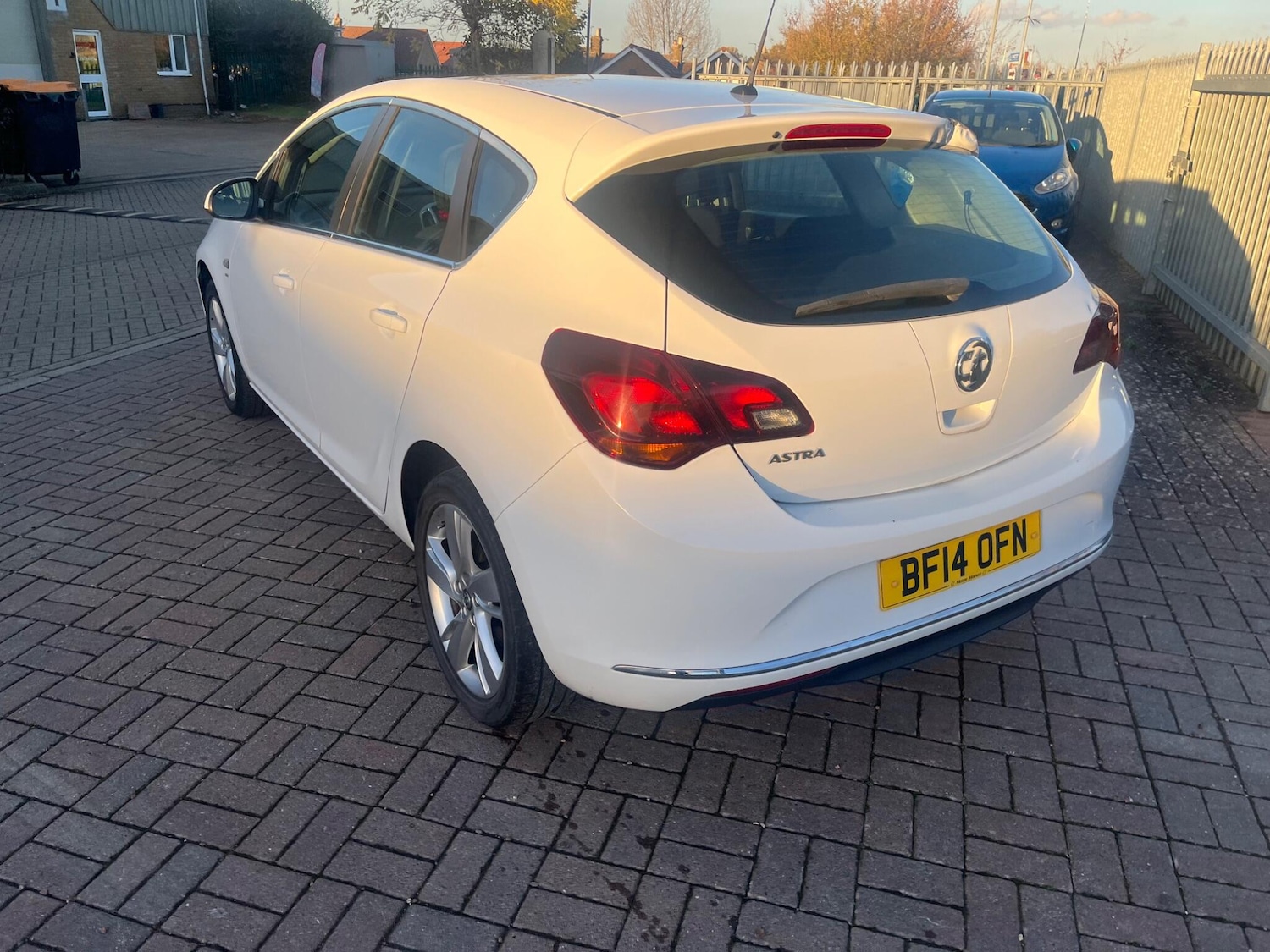 Used Vauxhall Astra 2014 for sale - 76711932: Photo 5