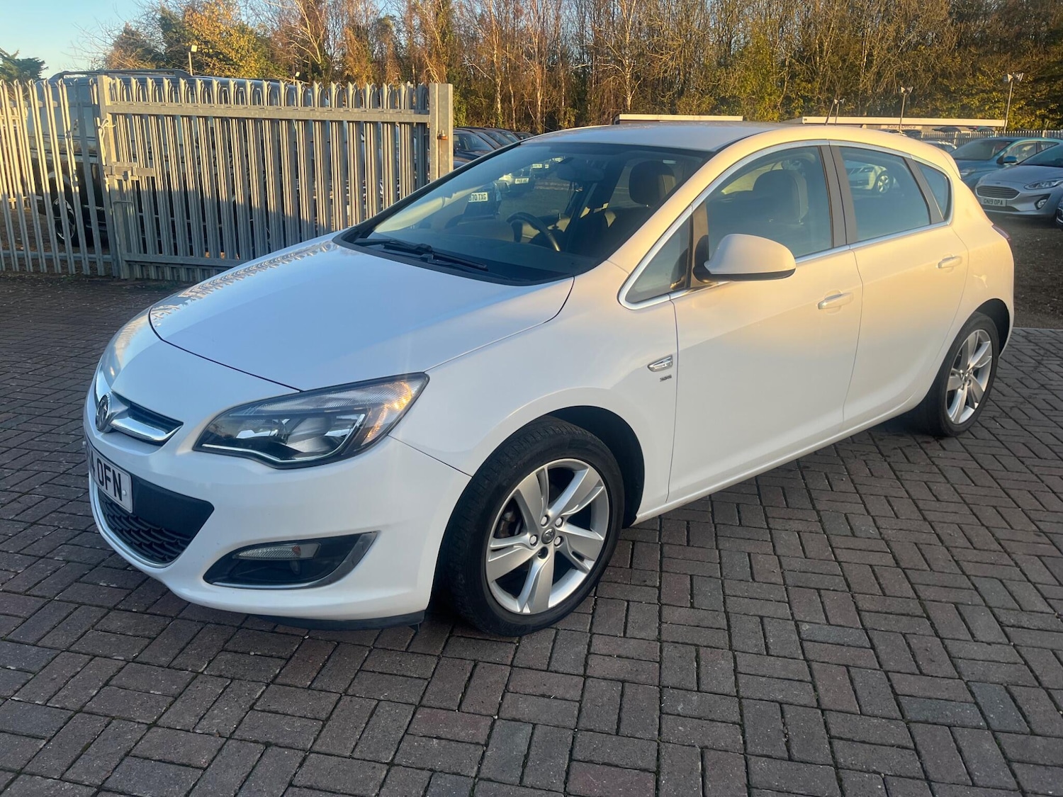 Used Vauxhall Astra 2014 for sale - 76711932: Photo 9