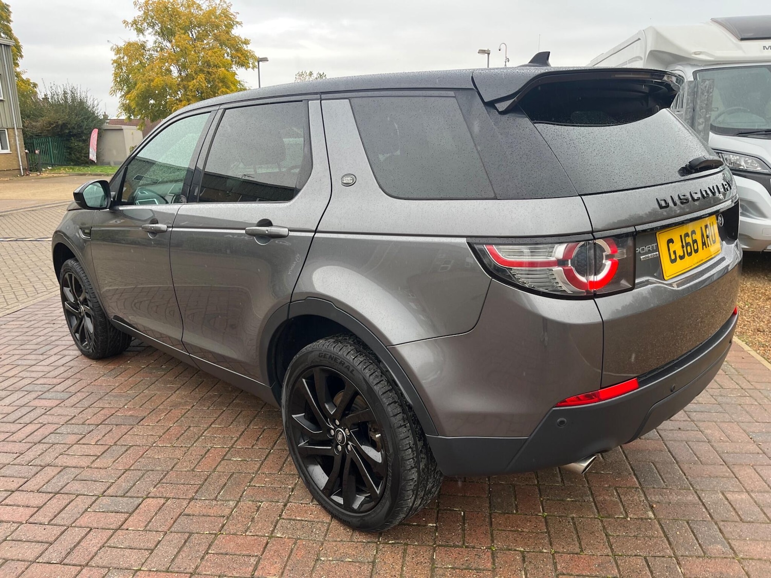 Used Land Rover Discovery Sport 2016 for sale - 76690942: Photo 12