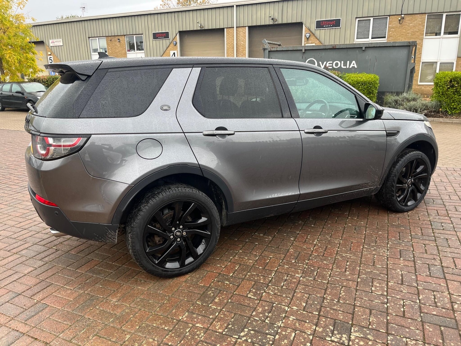 Used Land Rover Discovery Sport 2016 for sale - 76690942: Photo 16
