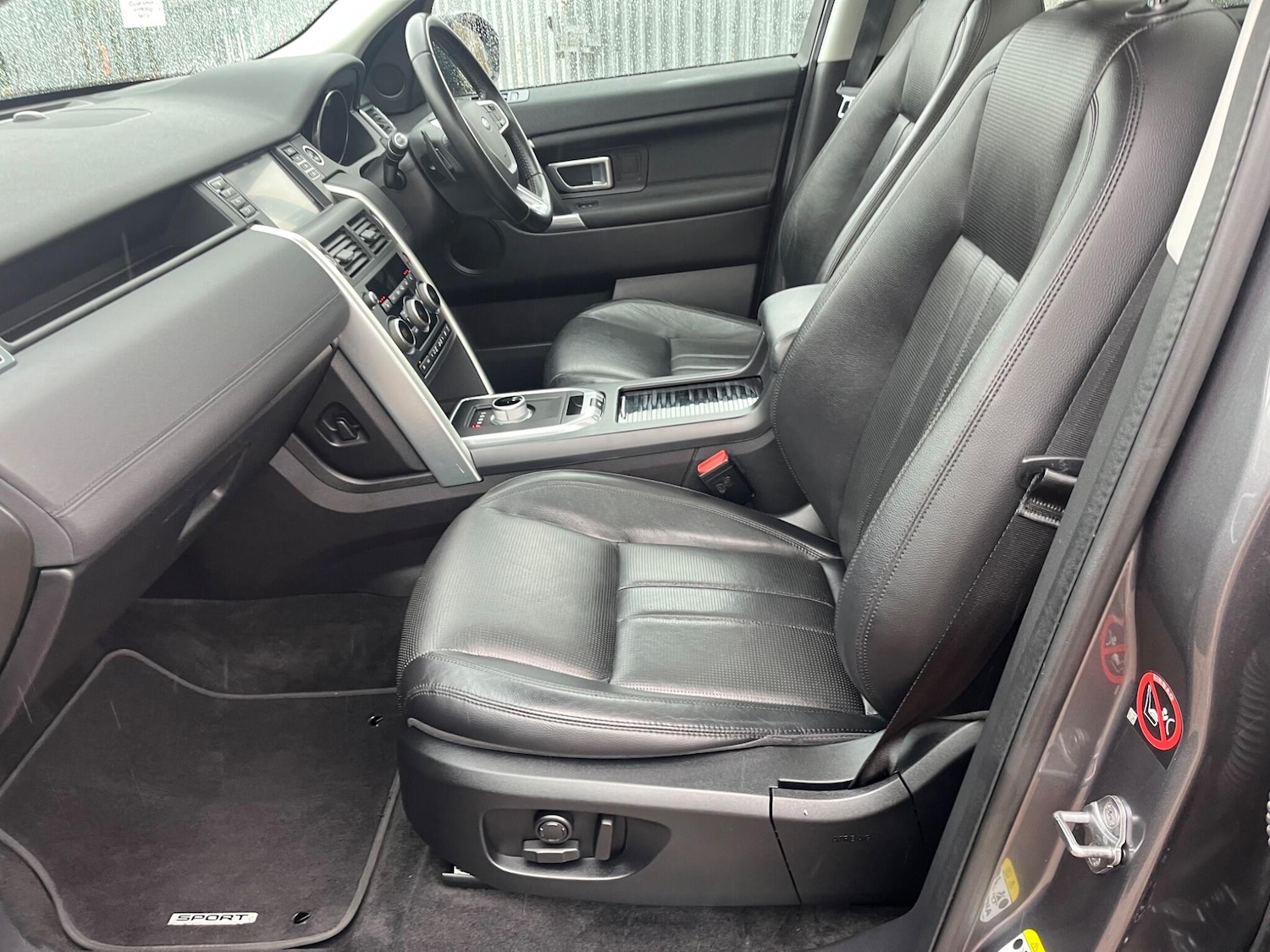 Used Land Rover Discovery Sport 2016 for sale - 76690942: Photo 39