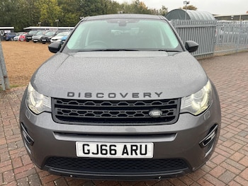 Used Land Rover Discovery Sport 2016 for sale - 76690942: Photo