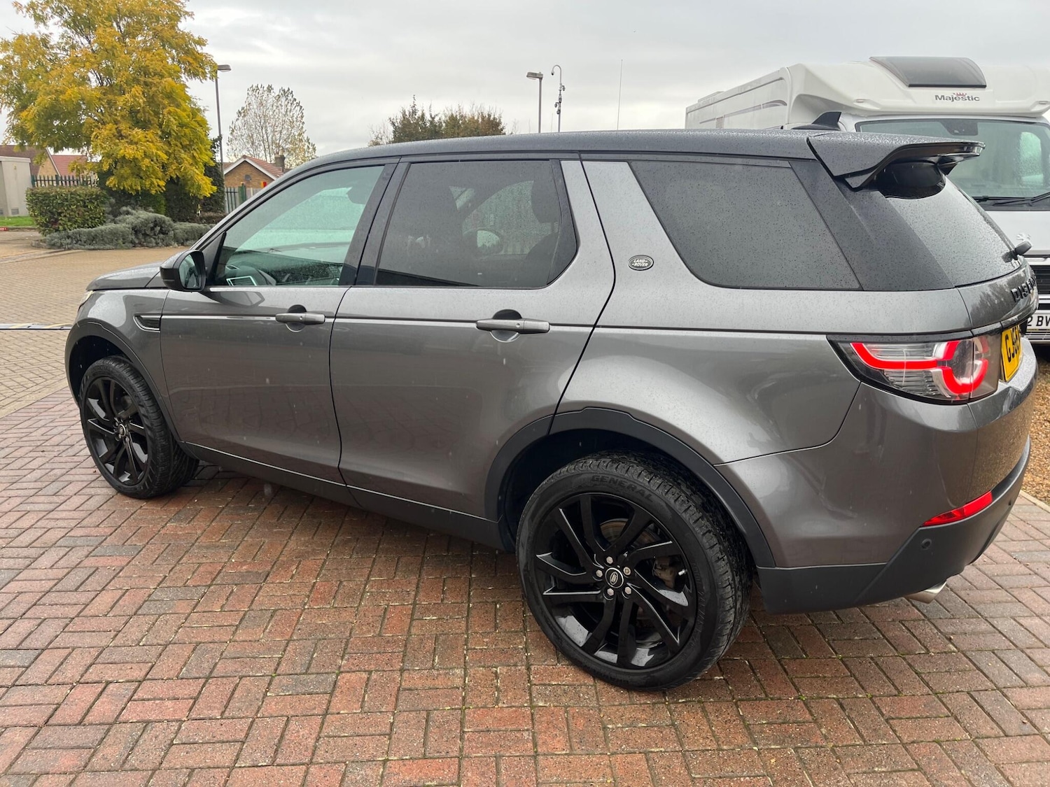 Used Land Rover Discovery Sport 2016 for sale - 76690942: Photo 6
