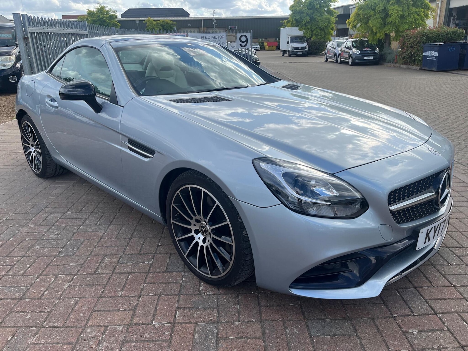 Used Mercedes-Benz SLC 2017 for sale - 76690950: Photo 13