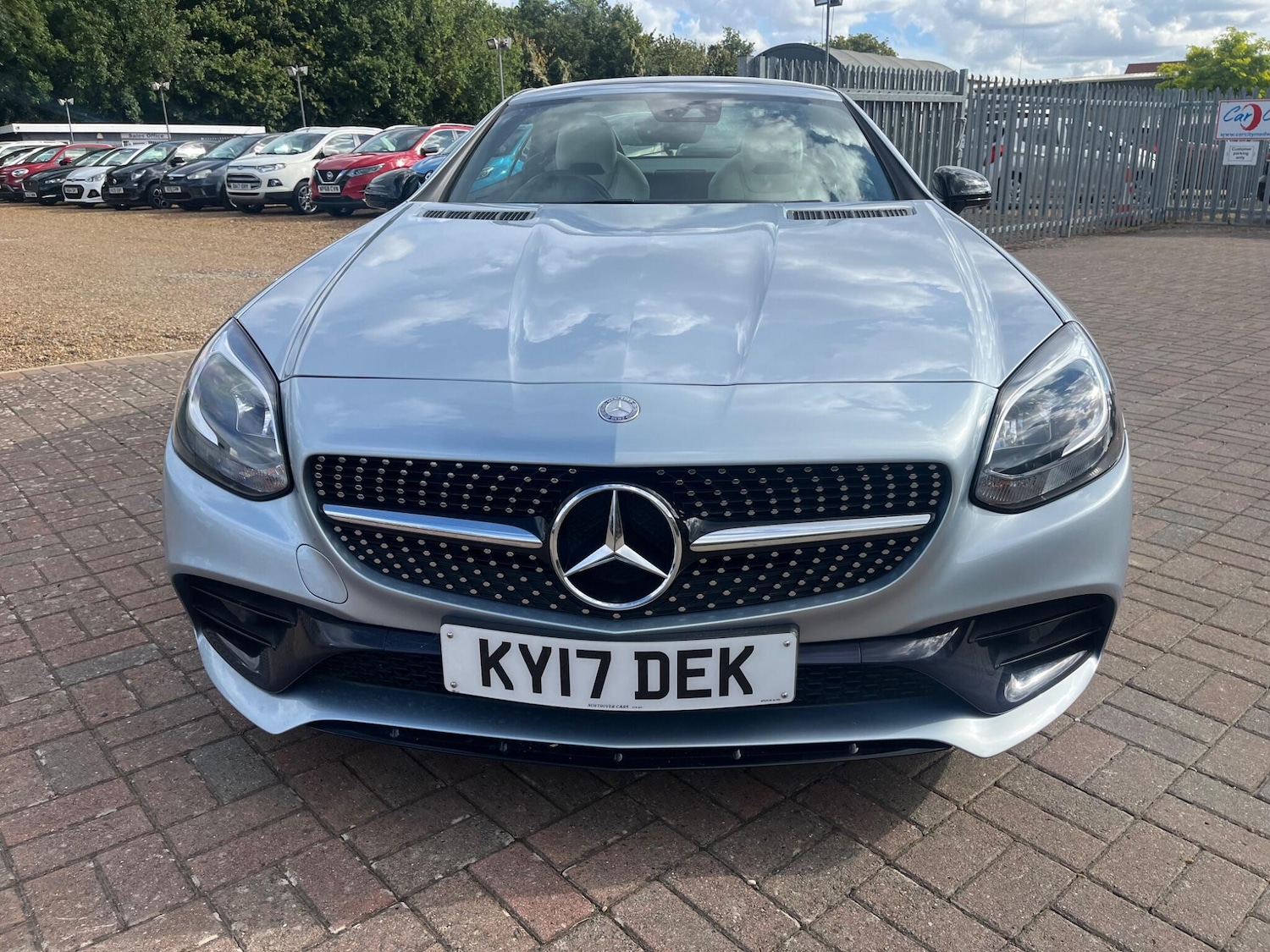 Used Mercedes-Benz SLC 2017 for sale - 76690950: Photo 14