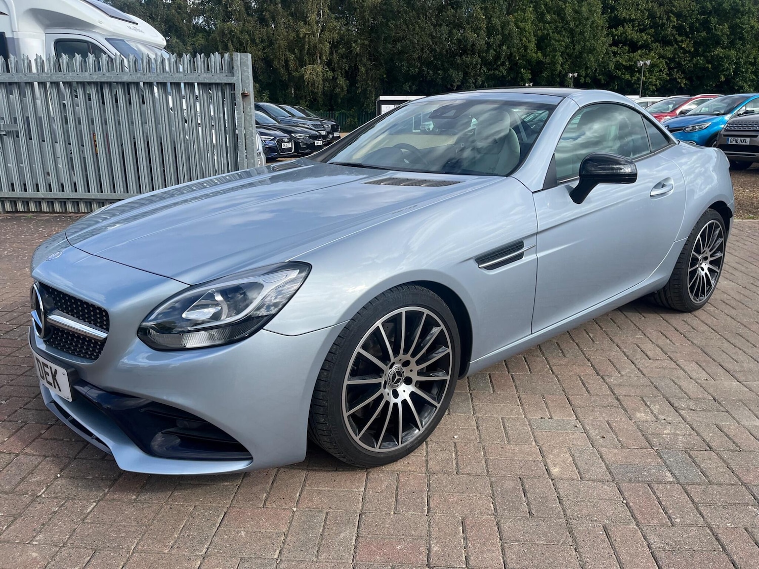 Used Mercedes-Benz SLC 2017 for sale - 76690950: Photo 19