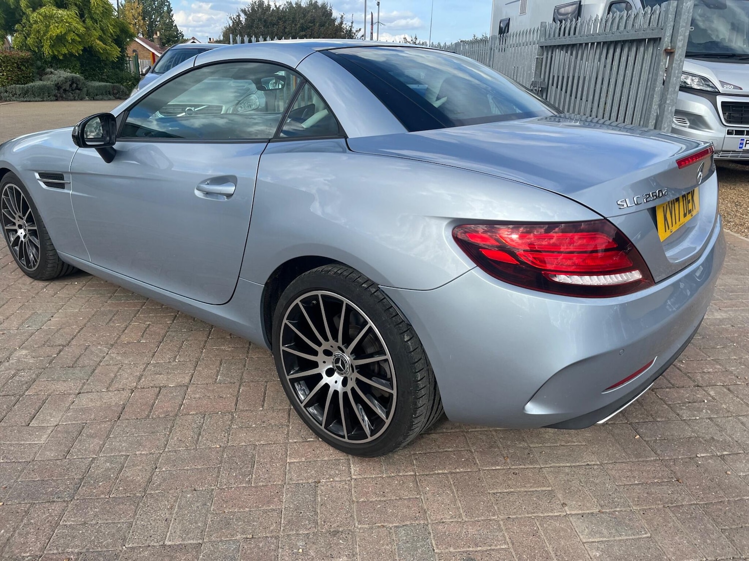 Used Mercedes-Benz SLC 2017 for sale - 76690950: Photo 25