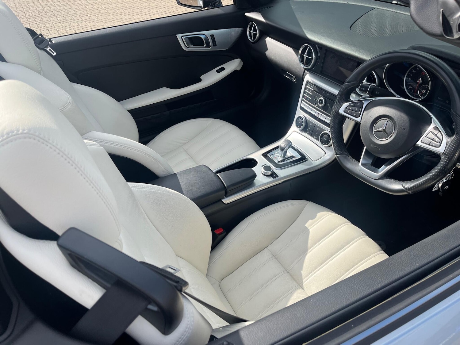 Used Mercedes-Benz SLC 2017 for sale - 76690950: Photo 40