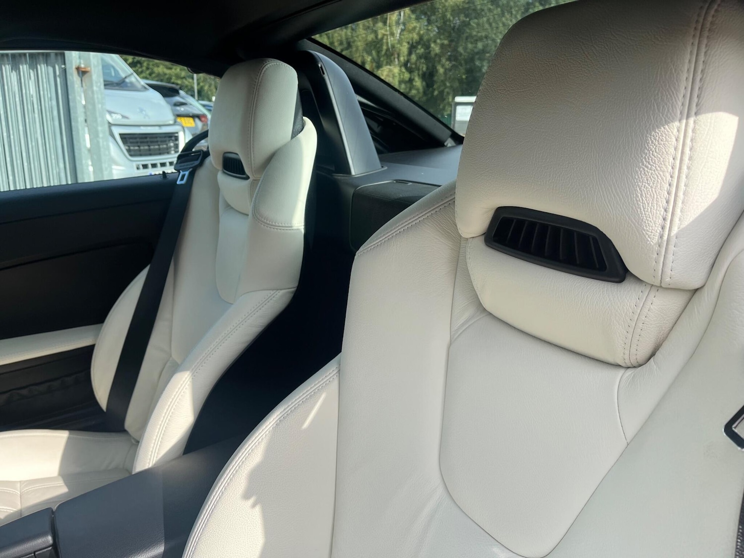 Used Mercedes-Benz SLC 2017 for sale - 76690950: Photo 42